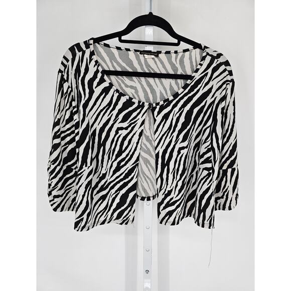 Intriguing Threads Womens Sz M Cropped 3/4 Sleeve Cardigan Zebra Print Cape - Picture 1 of 4